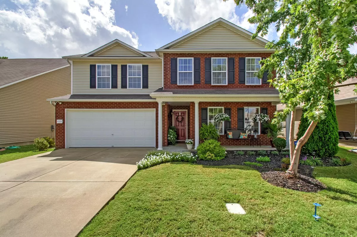 Murfreesboro, TN 37128,629 Creek Oak Dr