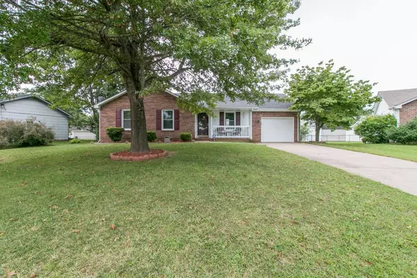 304 Northridge Dr, Clarksville, TN 37042