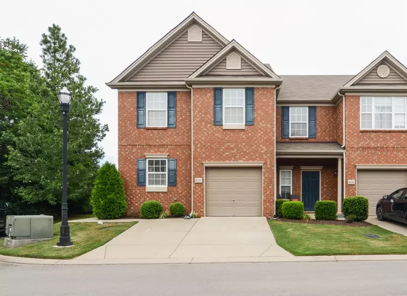 8122 Valley Oak Dr, Brentwood, TN 37027