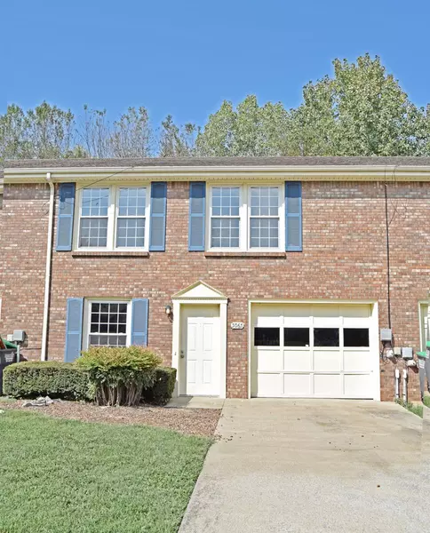 3063 Woody Ln, Clarksville, TN 37043