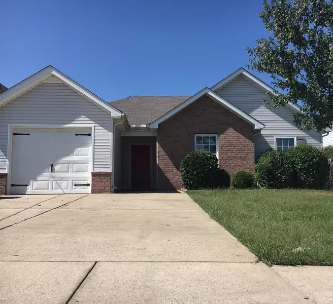 227 Quiet Ln, La Vergne, TN 37086