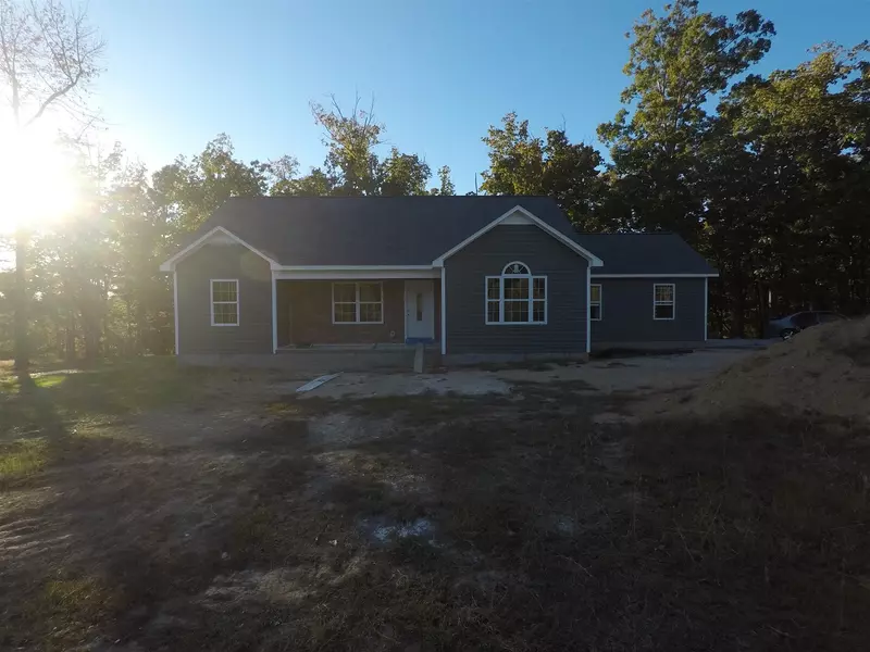 157 Northview Rd, Hohenwald, TN 38462