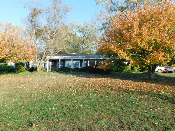 1500 Massey Ave, Lawrenceburg, TN 38464