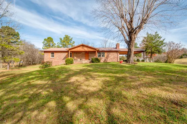 4872 Mingo Branch Rd, Santa Fe, TN 38482