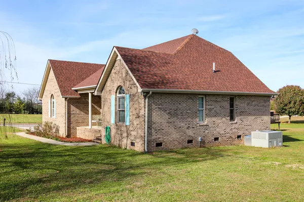 Decherd, TN 37324,162 Kades Ct