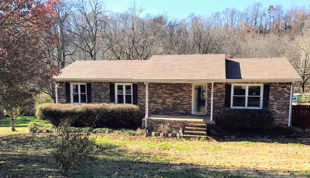 568 Blooming Grove Rd, Pulaski, TN 38478