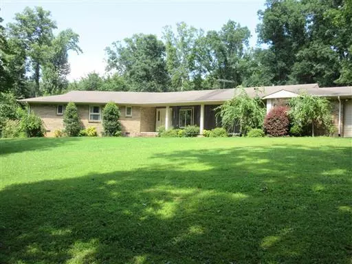 837 Asbury Dr, New Johnsonville, TN 37134