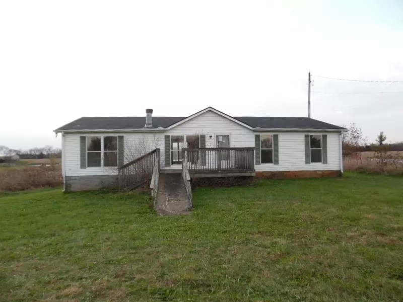 4778 S Qualls Rd, Adams, TN 37010