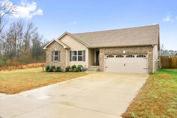 Clarksville, TN 37042,826 Shelton Cir