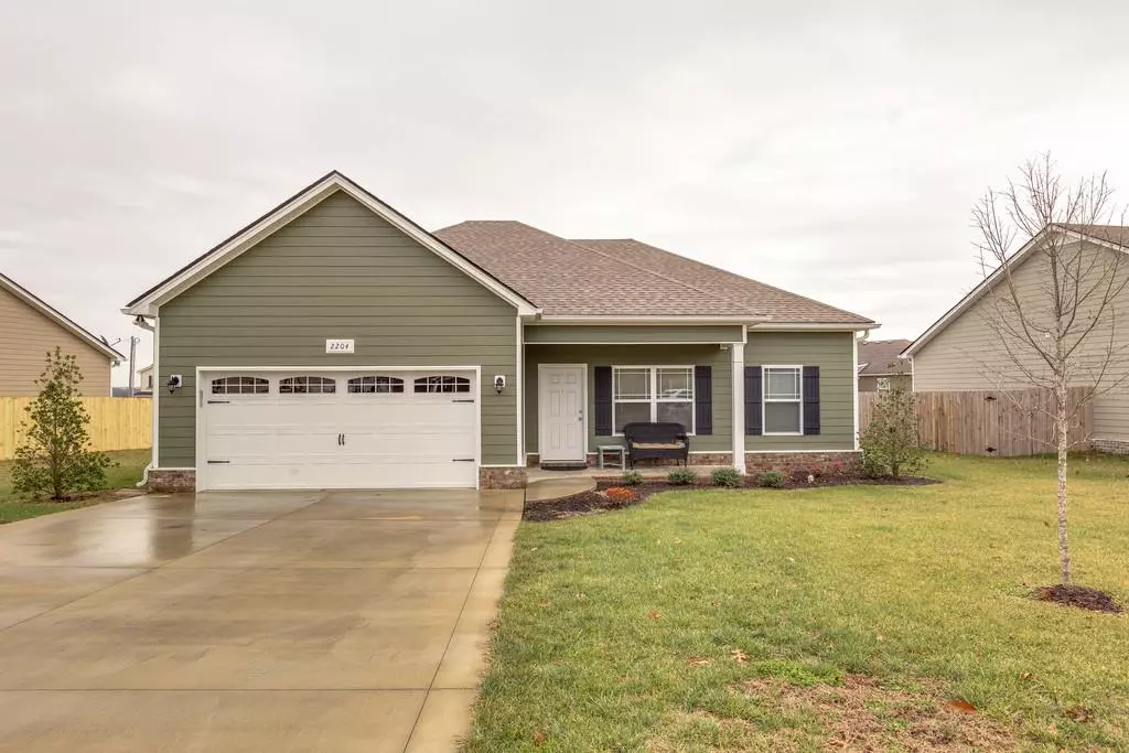 Columbia, TN 38401,2204 Mason Bee Dr