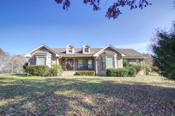 7642 Crow Cut Rd, Fairview, TN 37062