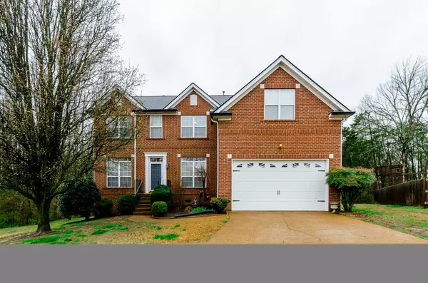 3708 Graceland Ct, Mount Juliet, TN 37122