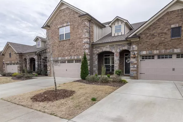 2128 Herring Crossing, Murfreesboro, TN 37130