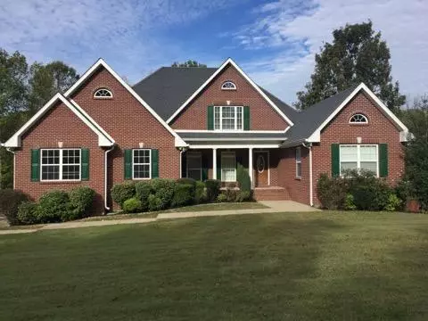 2066 Mossy Oak Cir, Clarksville, TN 37043