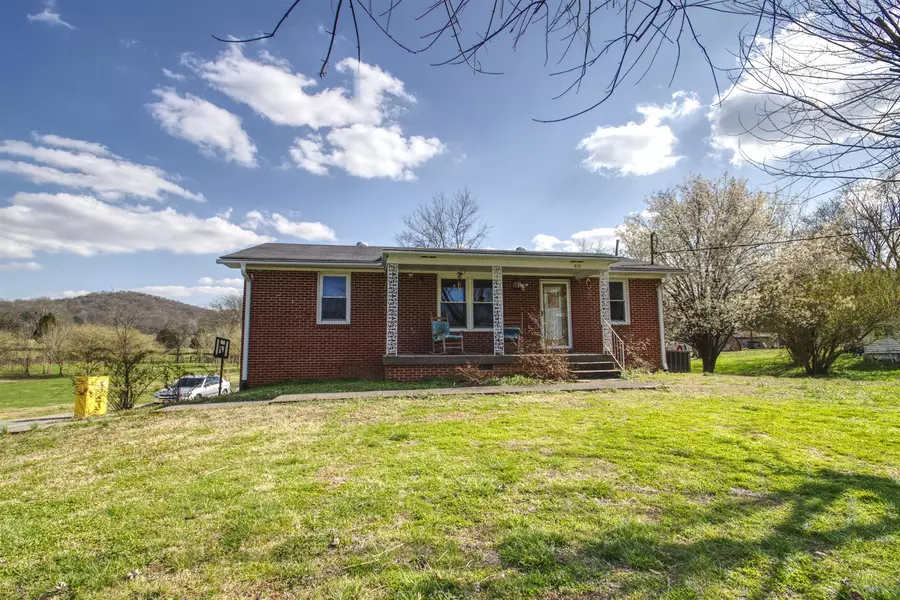 410 Cottage Home Rd, Liberty, TN 37095