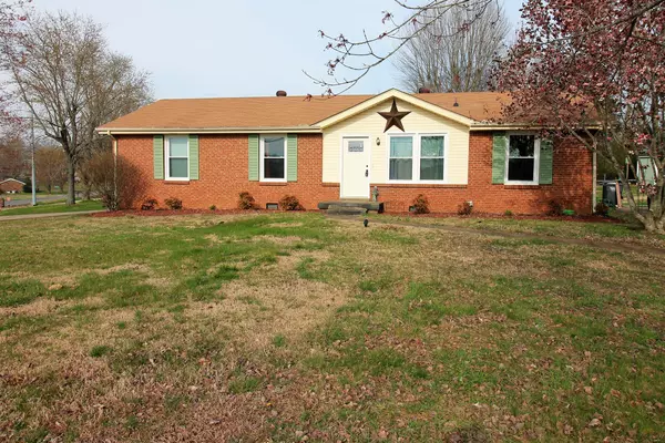 2901 Ashland City Rd, Clarksville, TN 37043