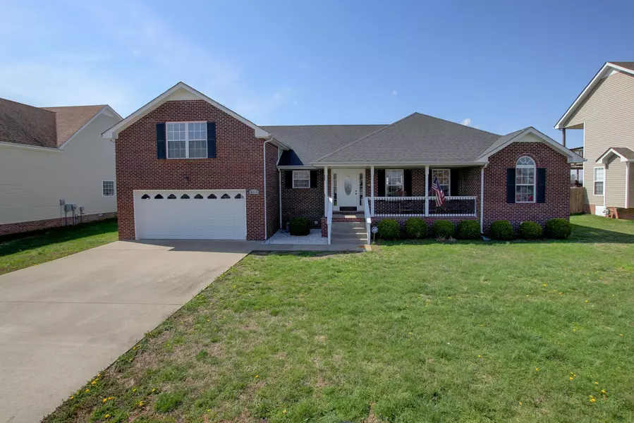 854 Samantha Ln, Clarksville, TN 37042