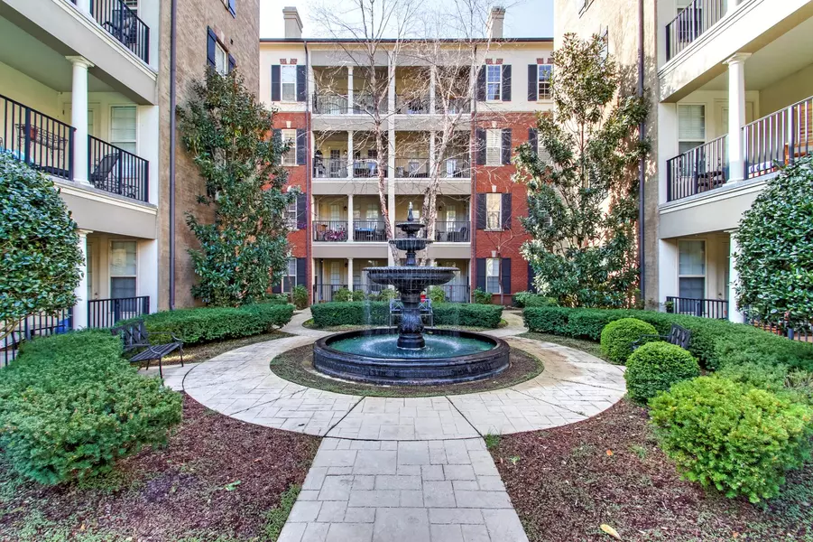 305 Seven Springs Way Apt 102 #102, Brentwood, TN 37027