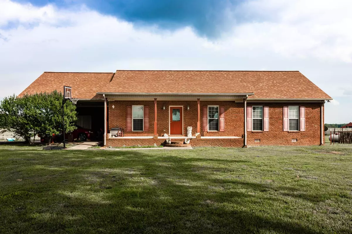 Ethridge, TN 38456,212 Campbellsville Pike