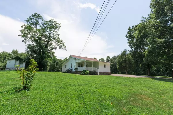 4443 Grays Point Rd, Joelton, TN 37080