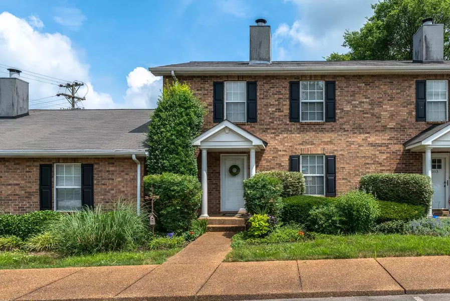 102 Cottage Pl, Nashville, TN 37214