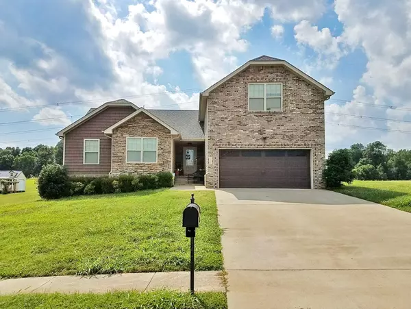 321 Ivy Bend Cr, Clarksville, TN 37043