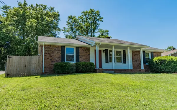 502 Ginkgo Dr, Clarksville, TN 37042