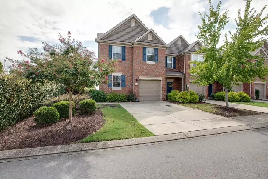 8101 Valley Oak Dr, Brentwood, TN 37027