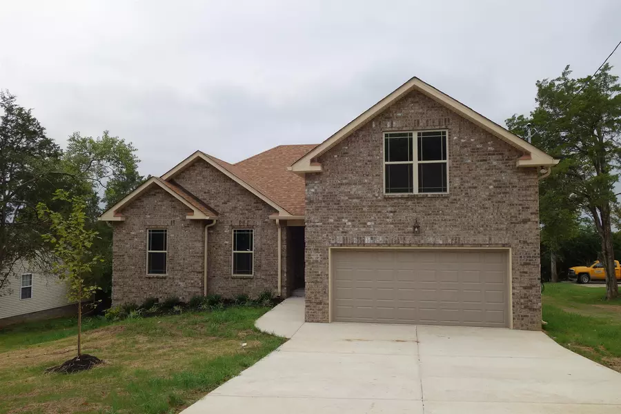 1428 Pawnee Trl, Madison, TN 37115