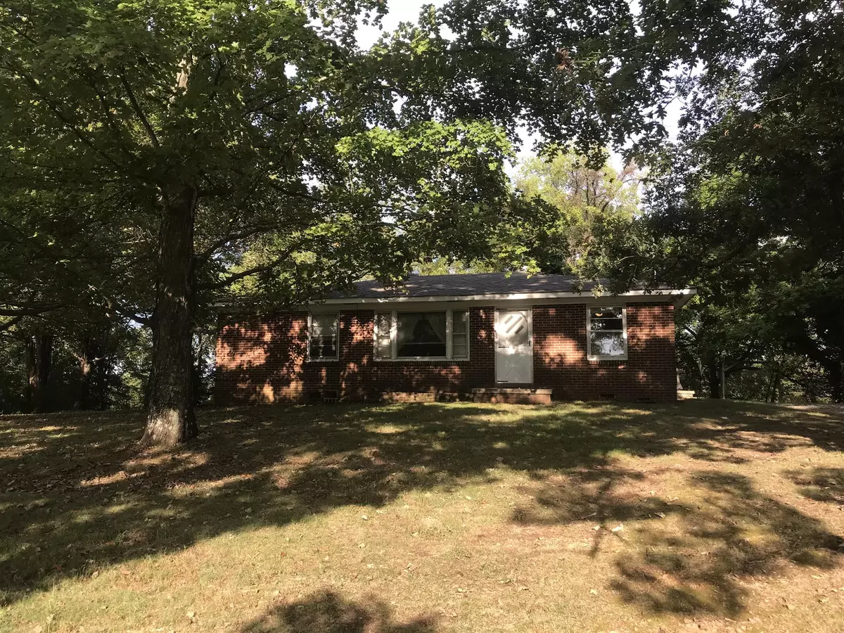 Ethridge, TN 38456,254 Henryville Rd