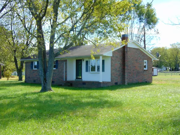 8 Mattox Rd,  Lawrenceburg,  TN 38464