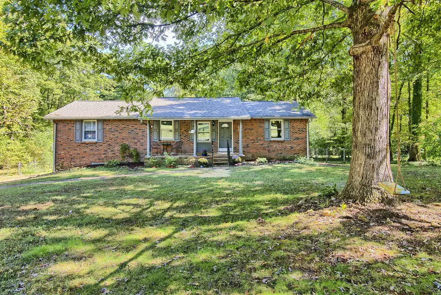 7105 Grammar Dr, Fairview, TN 37062