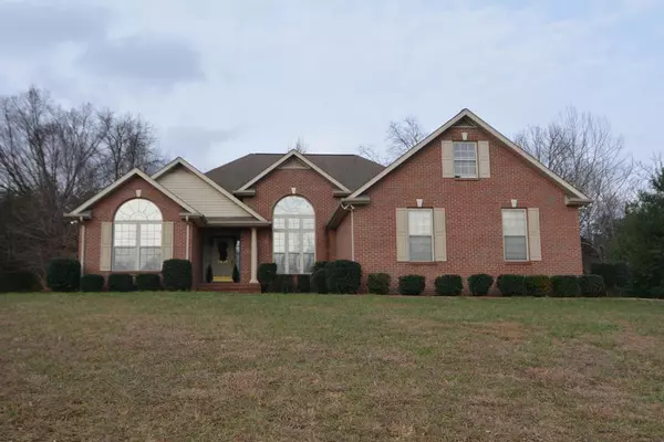 1039 Heathwood West Dr, Cookeville, TN 38506