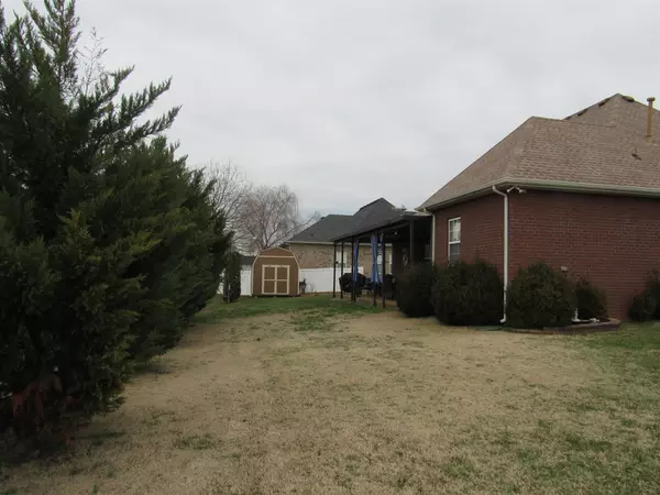 Smyrna, TN 37167,813 Chaqueta Ct