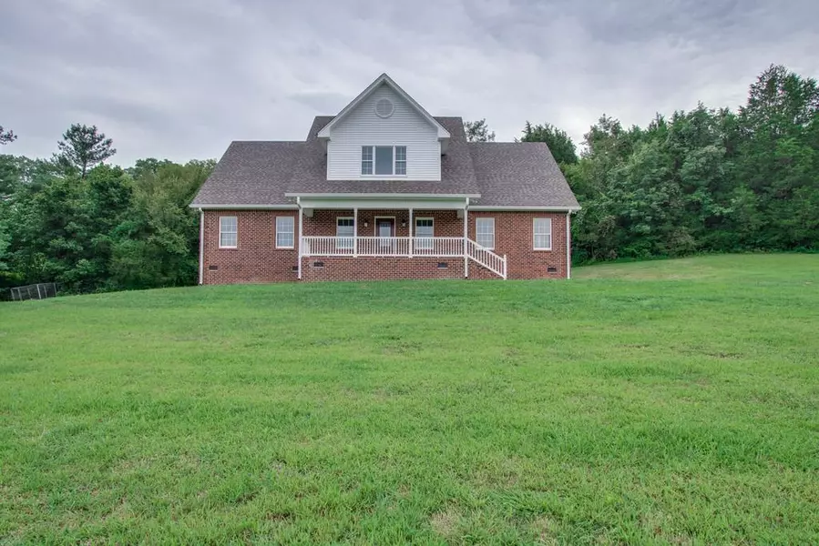 147 Hogans Creek Rd, Carthage, TN 37030