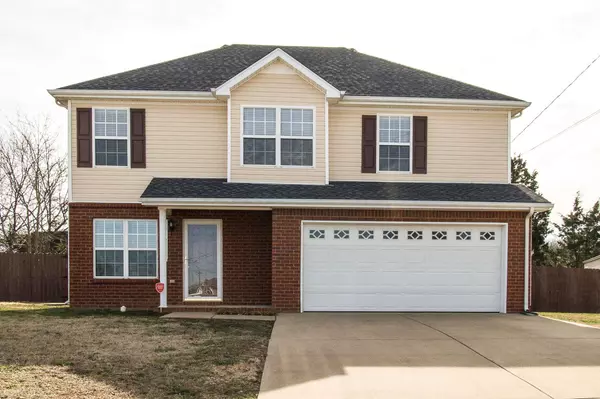 2014 Pearson Ln, La Vergne, TN 37086