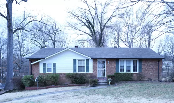 301 Robin Hood Drive, Clarksville, TN 37042