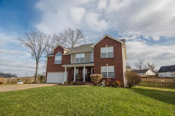 3148 Holly Pt, Clarksville, TN 37043