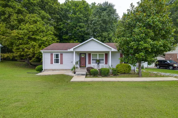 301 Cofer Dr, Springfield, TN 37172