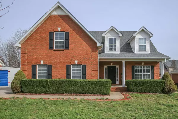 824 Renaissance Ave, Murfreesboro, TN 37129