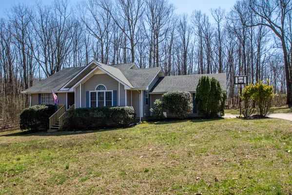 Lyles, TN 37098,105 Hickory Trce