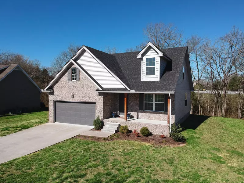 934 Canyon Creek Dr, Lebanon, TN 37087