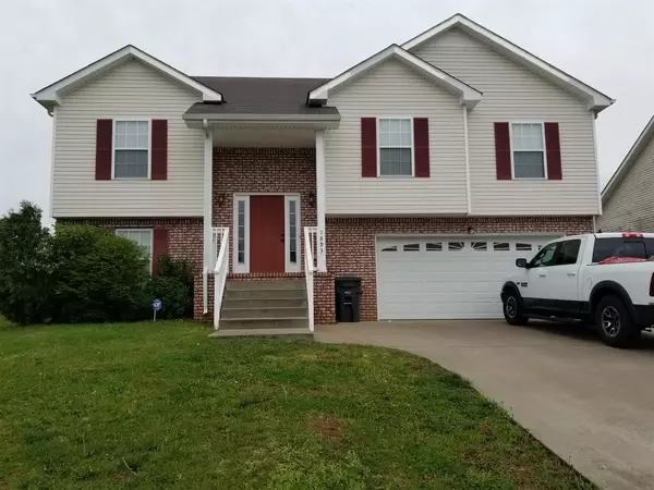 1893 Patton Rd, Clarksville, TN 37042