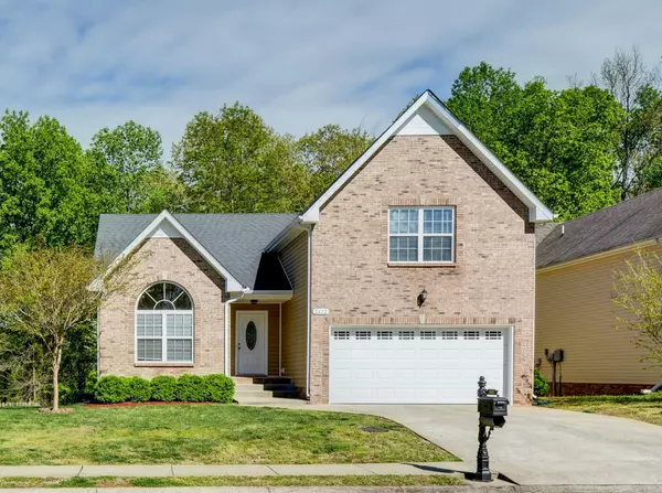 2613 Alex Overlook Way, Clarksville, TN 37043