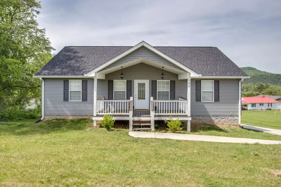 164 McCall St, Carthage, TN 37030