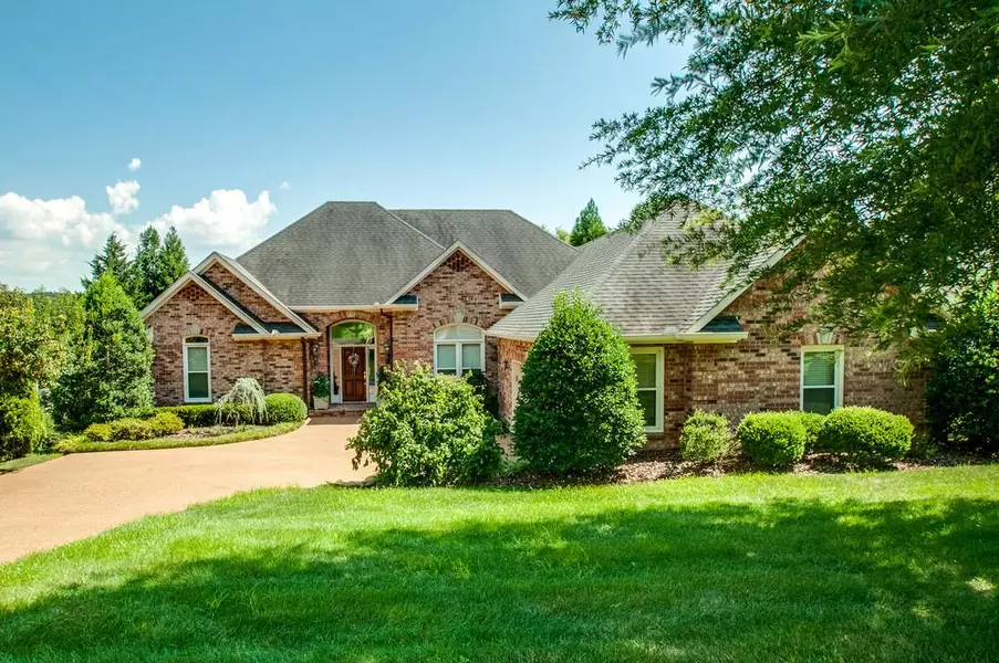 1215 Temple Crest Dr, Franklin, TN 37069