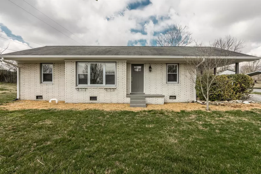 2014 Carter St, Westmoreland, TN 37186