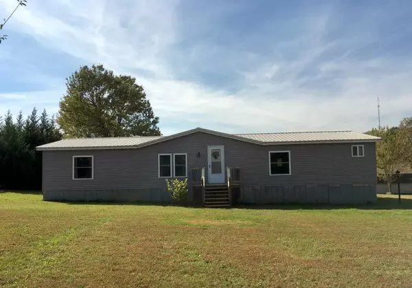 873 Prosser Rd, Leoma, TN 38468