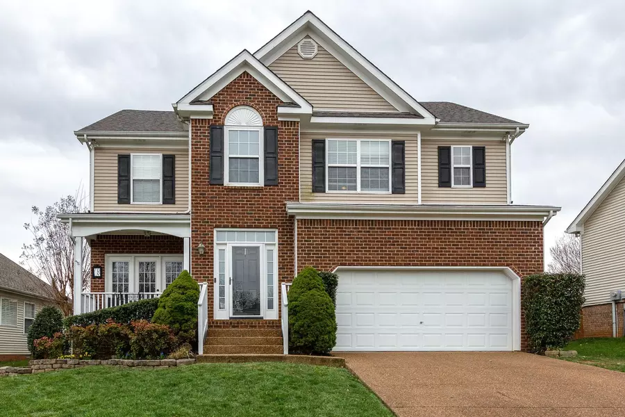 1705 Tellico Dr, Thompsons Station, TN 37179