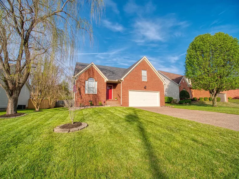 1651 Eagle Trace Dr, Mount Juliet, TN 37122